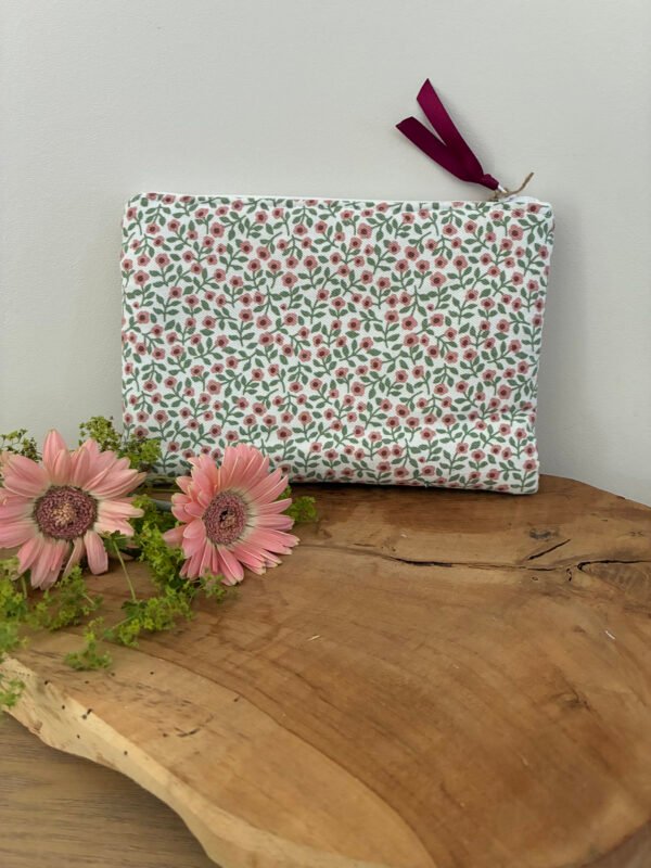 Pochette zippée matelassée