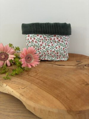 Panière et lingettes