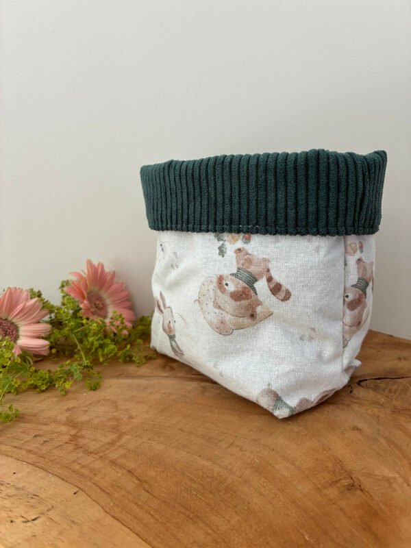 Panière et lingettes