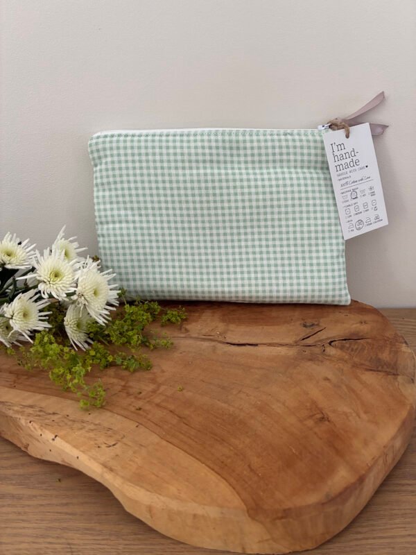 Pochette zippée matelassée